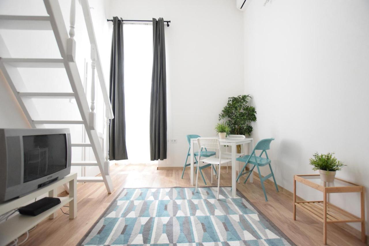 Budget Apartment By Hi5 - Kertesz Street Budapest Esterno foto